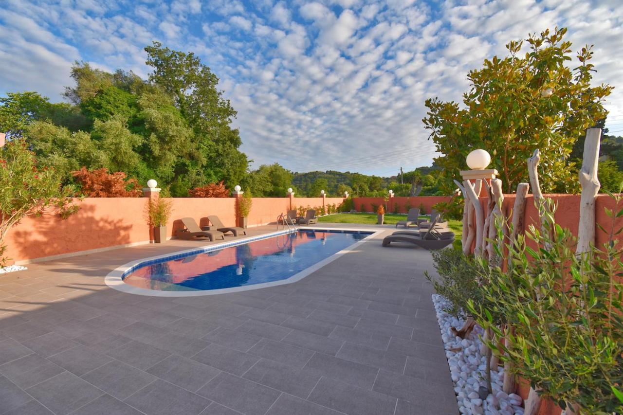Villa Alex Sinarades Exterior photo